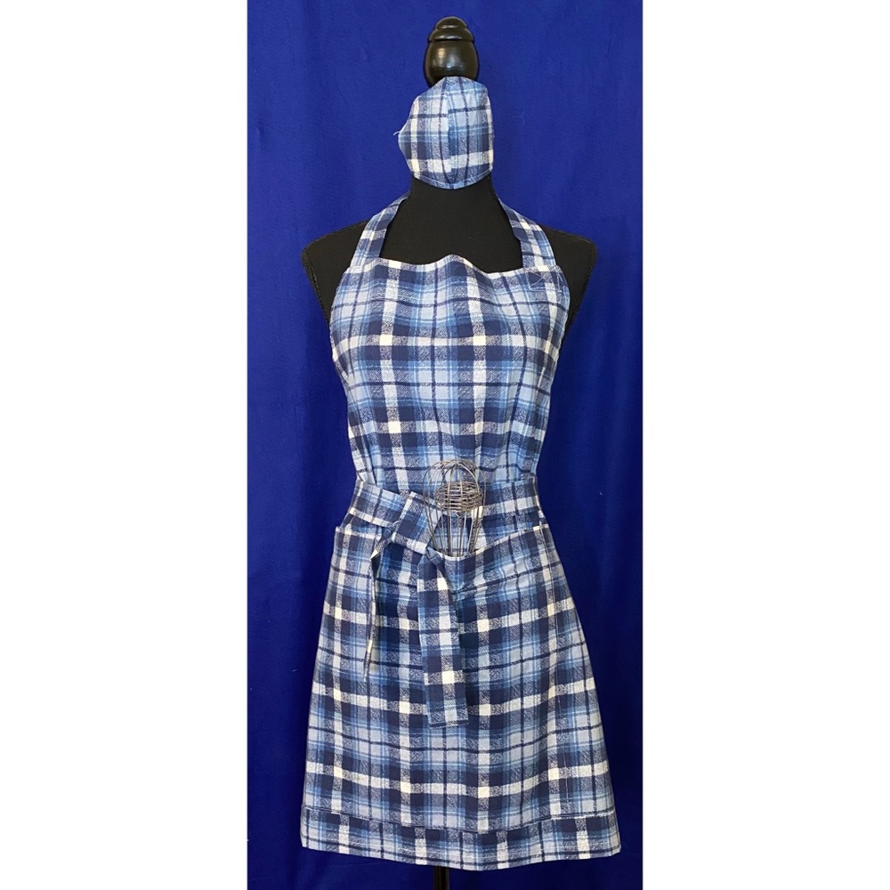 Women’s apron with mask